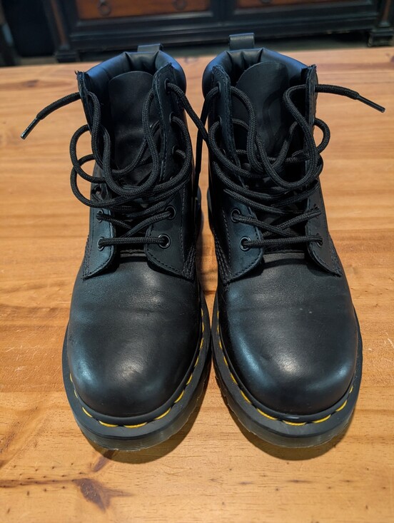 Dr Marten Mens Boots